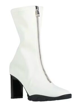 Alexander McQueen Sock Ankle Boots. Size 40